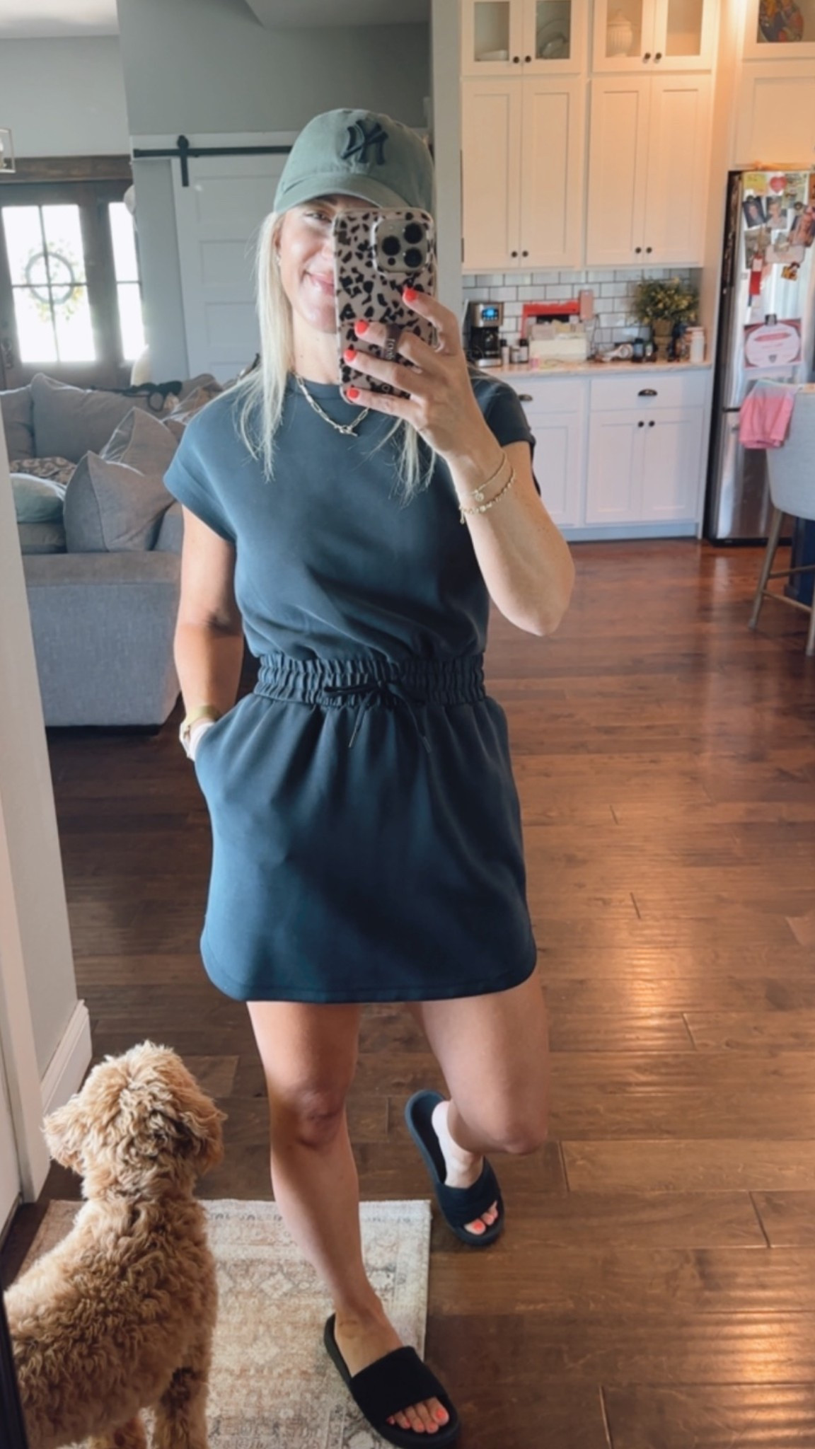 Great staple, cute fit and EASY on days you have no clue what to wear! Dress up or down.

#LTKgrwm #LTKootd #LTKmomlife