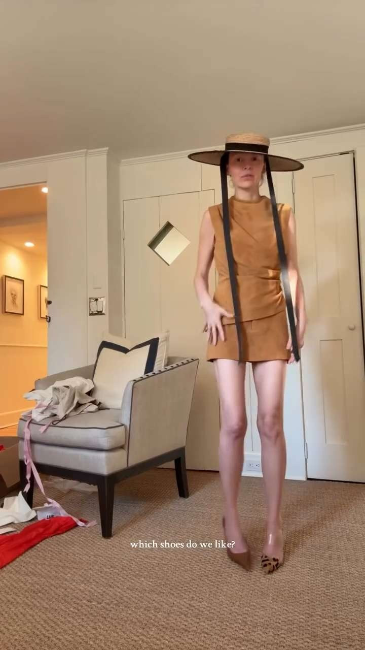 Ok but the end of this video!!! I HAVE NO WORDS 🥹 well we are definitely going to need some therapy…. i don’t know why radiation has been such an emotional roller coaster. Maybe because during chemotherapy I was too sick to even sit up.
🩷
Lying here in this big machine every day, arms strapped in above my head…. vulnerable and exposed. It forced me to surrender.
I had to let go of control. I’m not in control, and I’ve learned that I never really was.
🩷
My body has endured so much this year.
I feel sad. I feel shame. I feel guilt.
But I also feel loved, encouraged, grateful and most importantly, hopeful.
🩷
I also feel proud because I kept showing up. To be honest @drmikechiodo (https://www.instagram.com/drmikechiodo/) made me because at least three of the days I had full melt downs being like “please don’t make me go back” 🥹. I don’t know why. I think it’s the medically induced menopause or maybe it’s just everything at once. But I did it or well, he made me do it. 🫣 And I’m glad he did. And I keep trying to show up here too. Messy, raw, in tears, in pain.
Always searching for the little moments of joy. 🩷
Desperately seeking small wins. Believing this weird mess will help someone else. Spending the entire day everyday to rewire my brain to feel grateful. 🩷
But I’ve learned a lot about faith and hope. About surrender.
About trusting that even when you can’t see what’s next, God still can. 🙏

#LTKSeasonal #LTKStyleTip