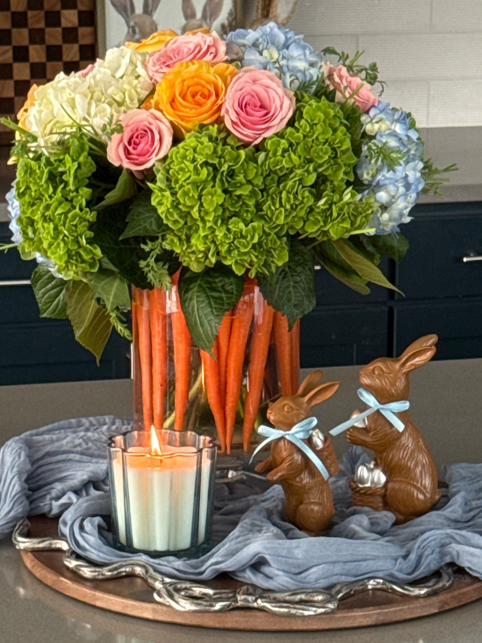 The cutest Spring centerpiece. Love these sweet bunnies and the bow board is my fave! 🫶🏻🐰💐🌸🎀