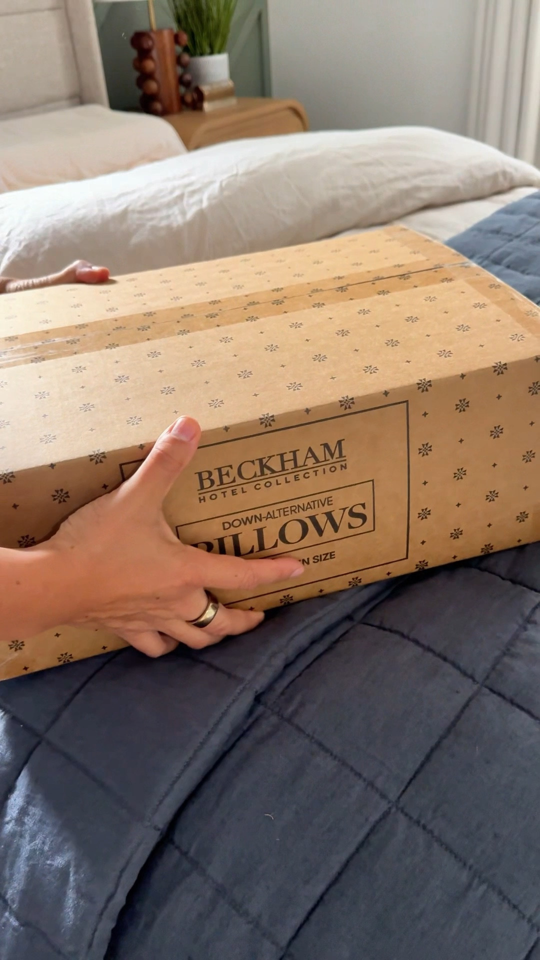 My most asked-about pillows are literally viral for a reason 🛏️✨ They’re soft, plush, and SO comfortable to sleep on — truly that perfect balance of cozy + supportive. No wonder they’ve racked up over 250,000 reviews on Amazon 🤯

If you’ve been waiting to refresh your bedding, these are the ones I always recommend. Trust me, your sleep (and your bed styling) will thank you 🤎

#LTKSeasonal #LTKFindsUnder50 #LTKStyleTip