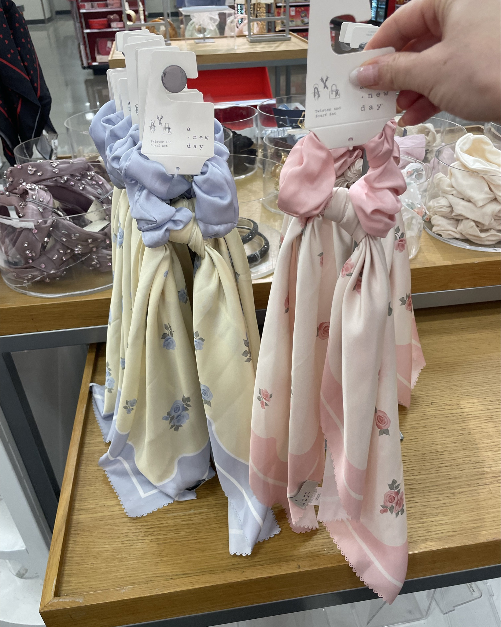 $10 hair accessories 

#LTKFindsUnder50 #LTKootd #LTKSeasonal