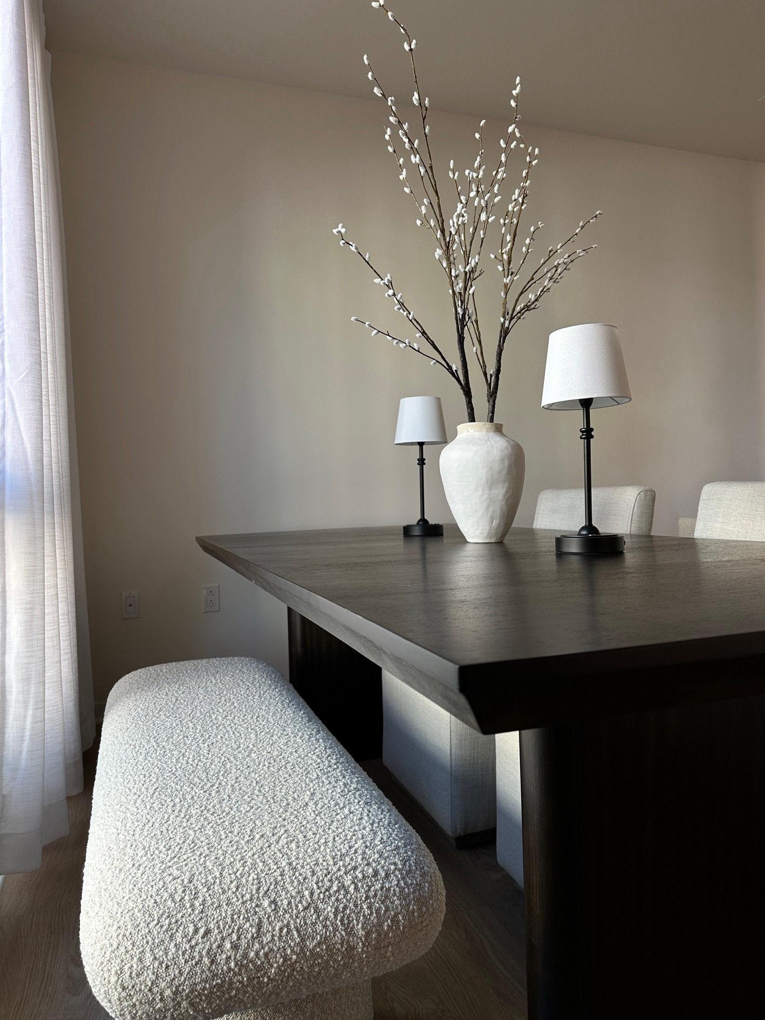 I’m so excited to share the newest addition to my home — an espresso wood dining table that’s the perfect blend of minimalism and warmth. As someone who loves a neutral, calm aesthetic, this table is a total game changer for my dining area. It fits beautifully into my space, offering the perfect balance of sleek, modern design with the rich, earthy tones of espresso wood.