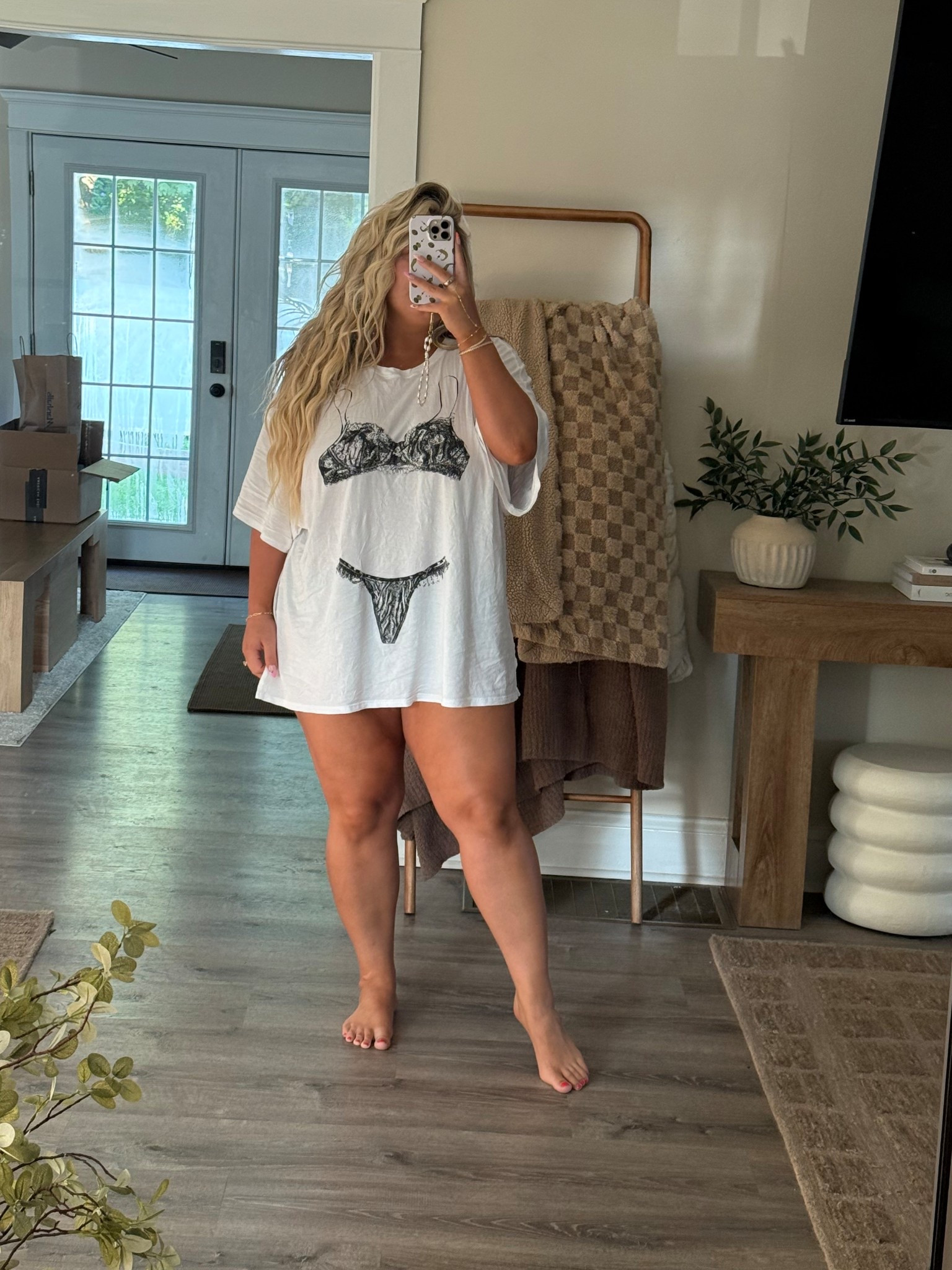 XXL TEE!!

Sleepwear, pajamas, oversized t shirts, graphic tees, aerie finds, midsize, plus-size, aerie must haves.

#LTKFindsUnder50 #LTKSaleAlert #LTKMidsize