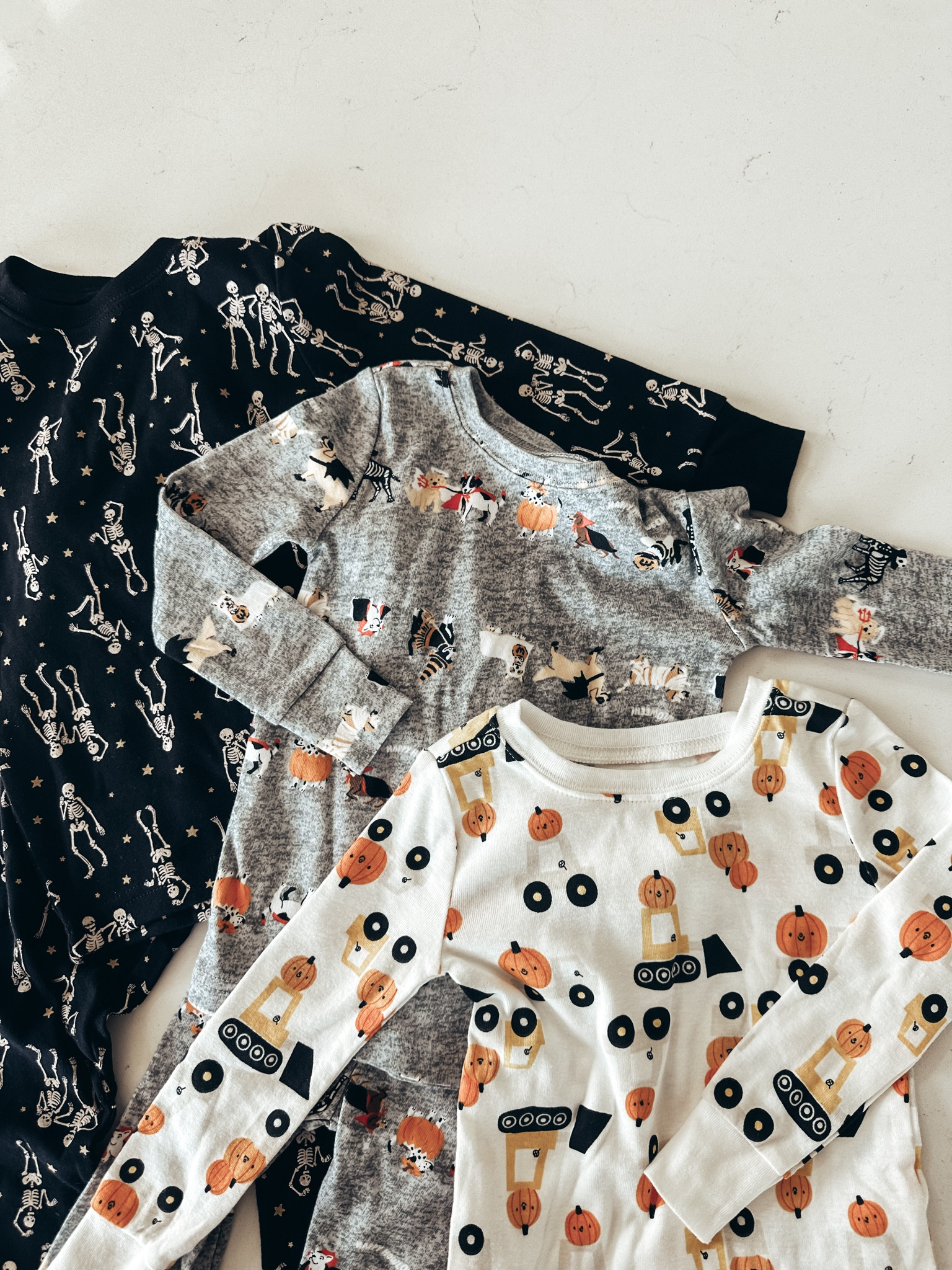 Toddler Halloween pajamas 🎃

#LTKSeasonal #LTKKids #LTKFindsUnder50
