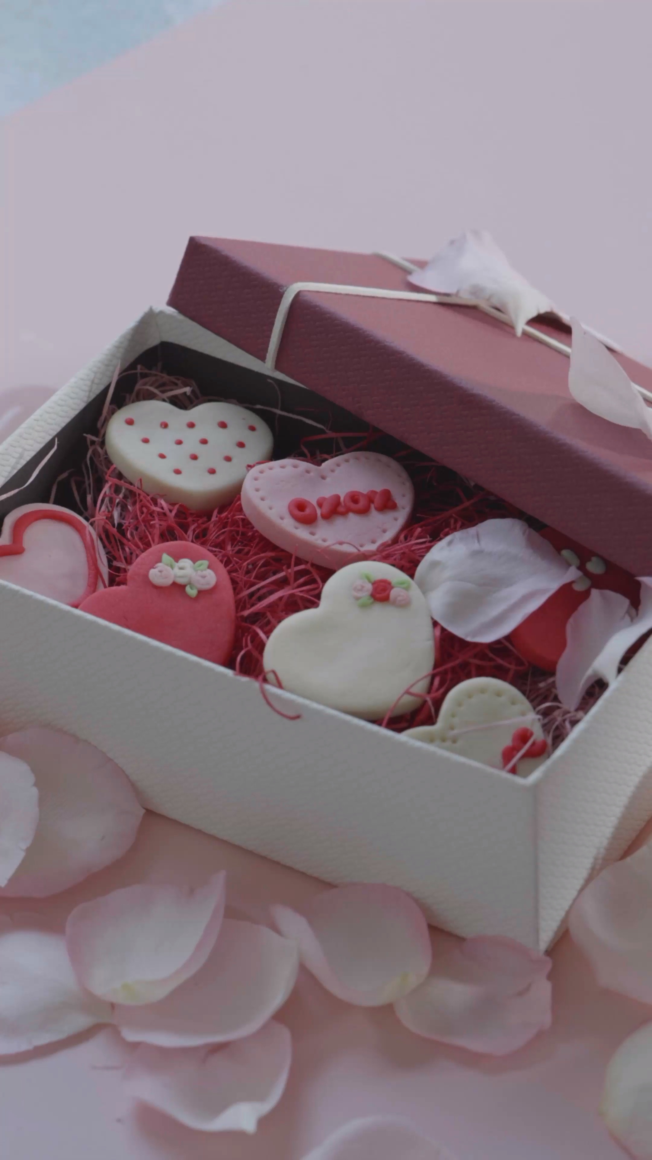 Valentines Day shopping at Walmart. 

#LTKSeasonal #LTKParties #LTKWatchNow