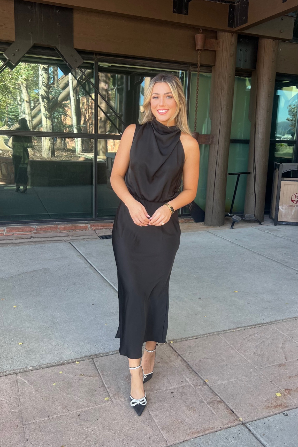 The best dress for any occasion✨ Also obsessed with these shoes!

#LTKWedding #LTKWorkwear #LTKFindsUnder100