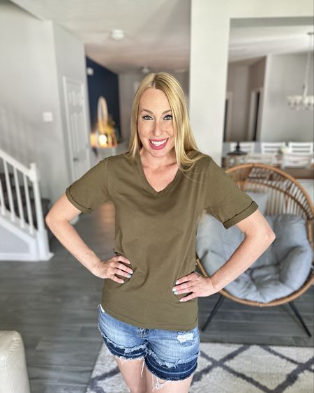 Semi fitted summer tshirt 🩵
Soft and cozy fabric
Great stretch to the shirt
💙 wearing size small 
💞 outfit basics are great for travel and more 

#LTKTravel #LTKFindsUnder50 #LTKStyleTip