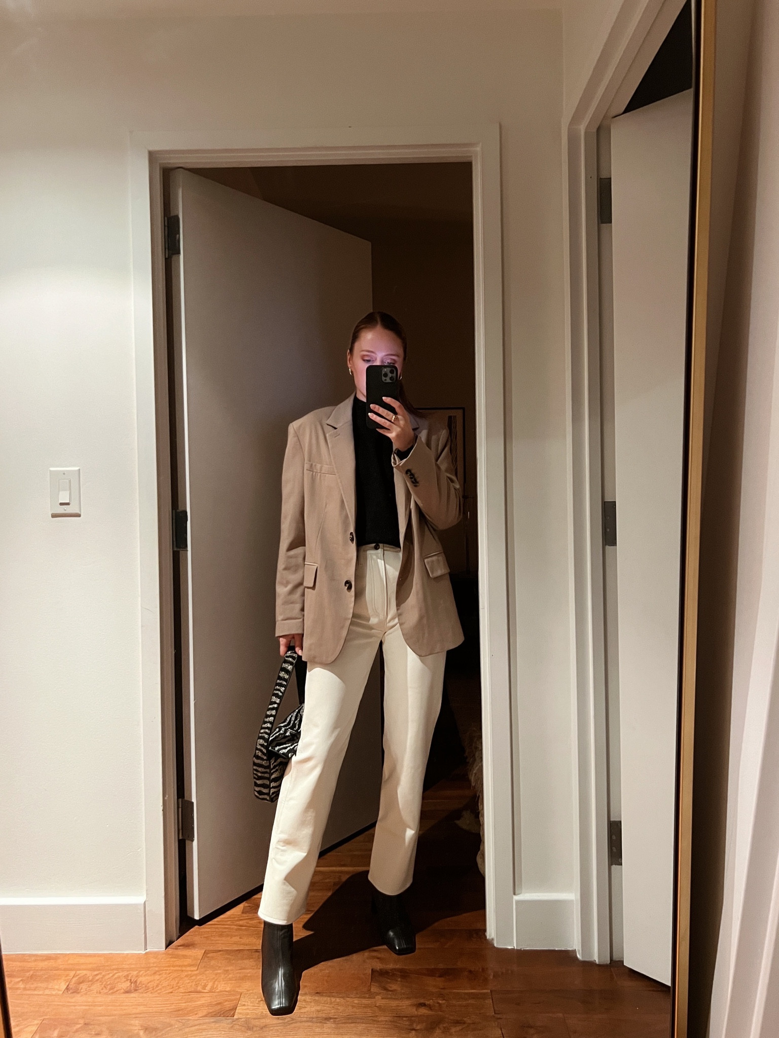 White leather pants outfit 

#LTKSeasonal