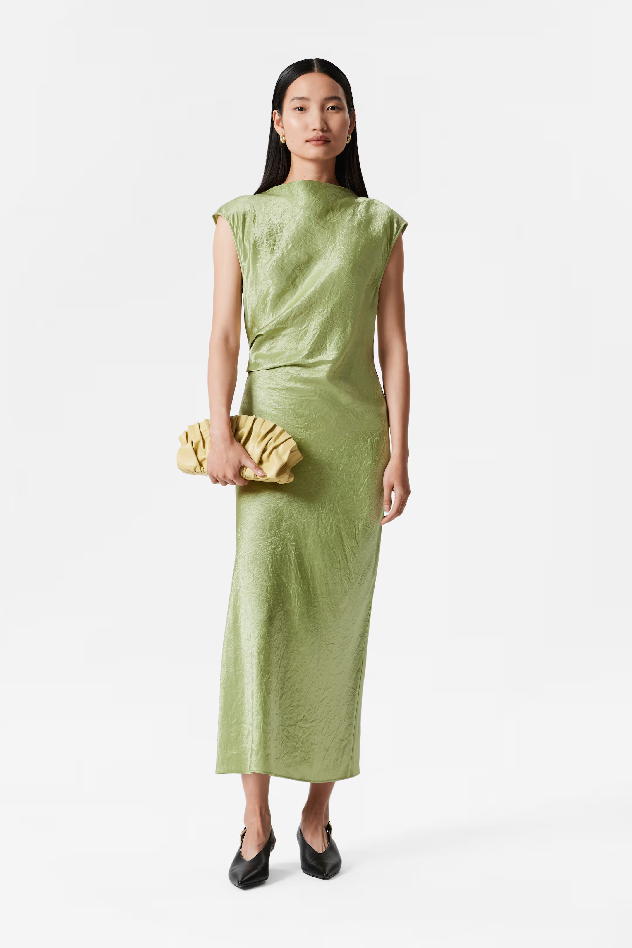Molded Leather Clutch | H&M (UK, MY, IN, SG, PH, TW, HK)