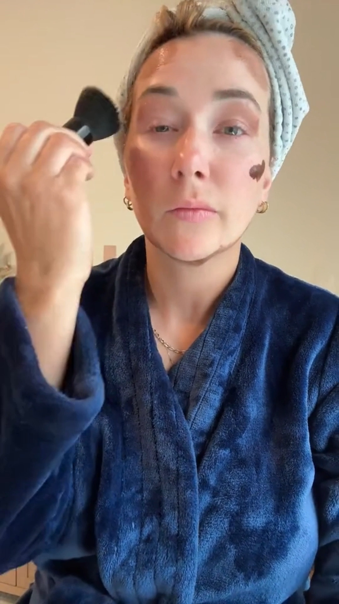 This is your sign to try using self-tanner as contour.
I’ve been using Loving Tan on my face — not all over, just to softly sculpt my features. I apply it under my cheekbones, around my forehead, and along the jawline… then blend it in gently with a fluffy brush or beauty sponge.

By morning, I wake up looking naturally bronzed and subtly contoured — no makeup needed. It gives me that warm, sunkissed definition without harsh lines. Think “just got back from the Riviera” but make it low-effort.

If you’re into minimalist glam that still makes an impact, you have to try this trick. Linking the exact Loving Tan I use below!

#ltkbeauty #softsculpt #lovingtan #selftancontour #naturalglow #parisianglam #effortlessbeauty

#LTKStyleTip #LTKBeauty #LTKFindsUnder50