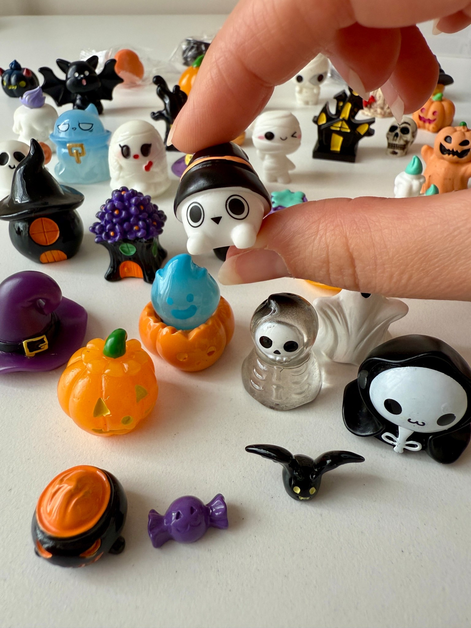 🎃👻I’m ready for some Halloween crafts! These miniature figures are so cute and have my creative cogs turning. 

I think I’ll put some of these with other larger Halloween decor areas (e.g. tablescapes, coffee station, coffee table, kitchen counter, kitchen shelf display, etc.)

Others I will use for miniature Halloween crafts! 🎨

#LTKFamily #LTKSeasonal #LTKHome