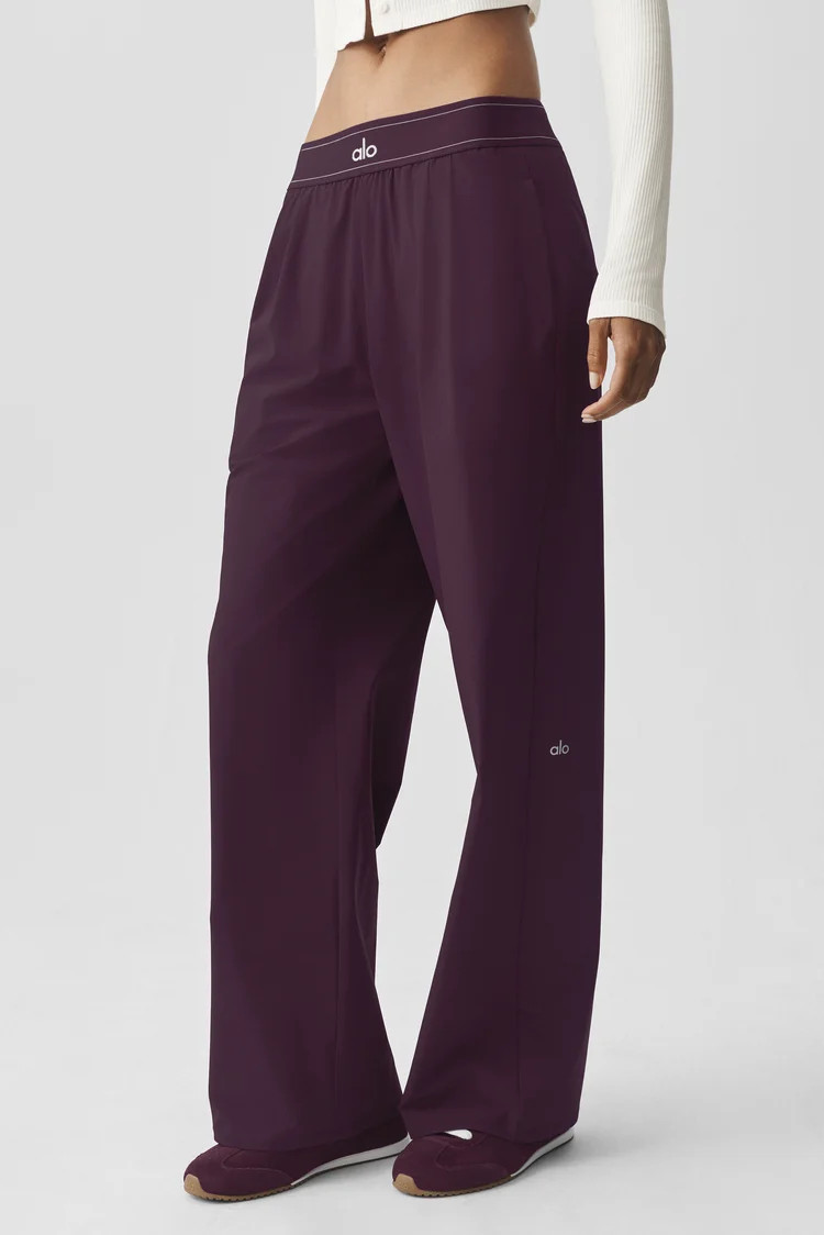 Suit Up Trouser (Short) | Alo Yoga