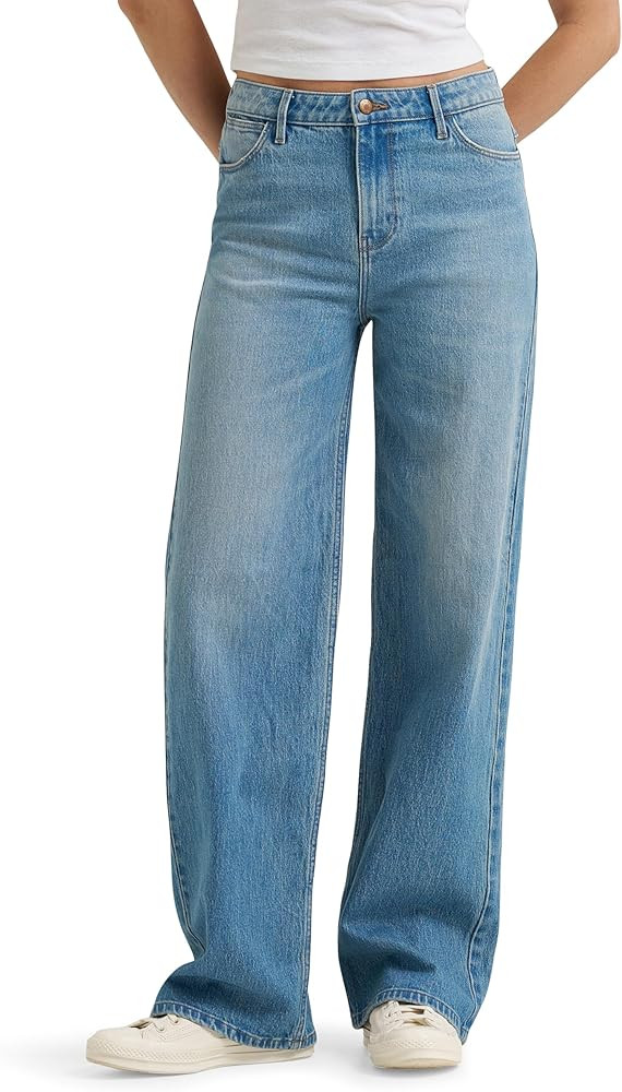 Wrangler Women's Mid Rise Loose Straight Jean | Amazon (US)