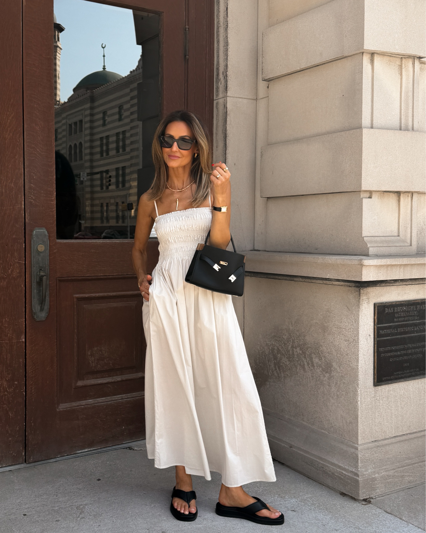 Maxi dress in poplin cotton, pockets and adjustable straps. Perfect for a hot summer day but easy to layer for when it gets cooler. Size xs

#LTKootd #LTKSeasonal