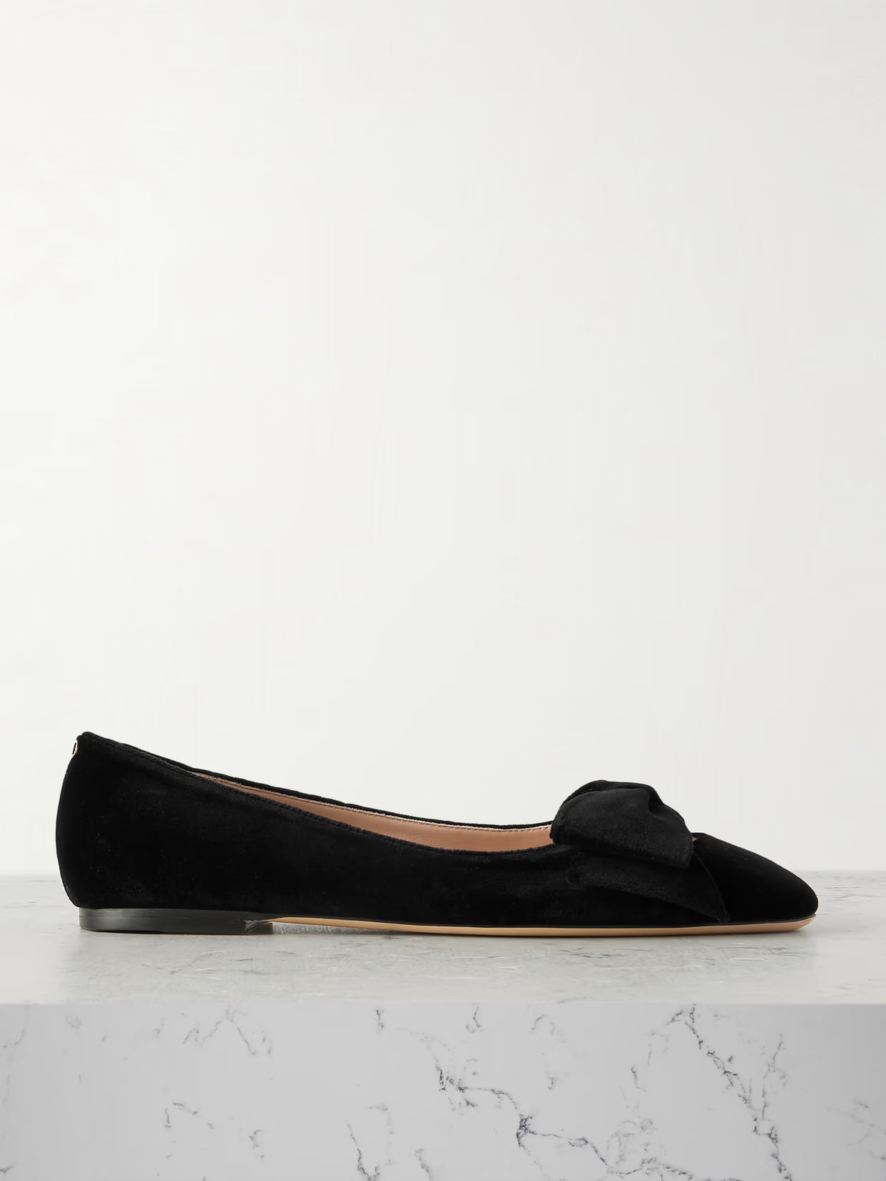 Valentino Garavani - Bowow Cutout Velvet Ballet Flats - Black | NET-A-PORTER (US)