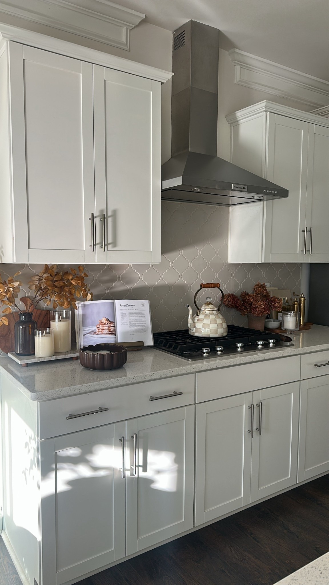 Fall kitchen decor 🍂🍁

#LTKHome #LTKSeasonal