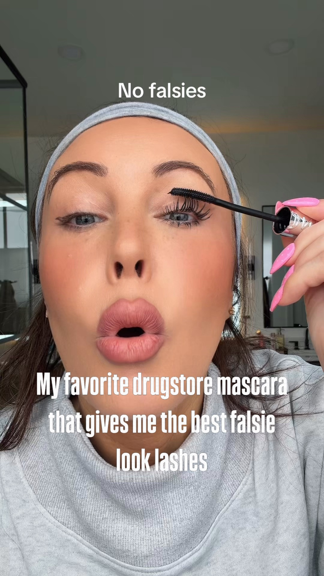 My best Drugstore mascara that gives the look of falsie!!?!?

#LTKmorningroutine #LTKOver40 #LTKBeauty