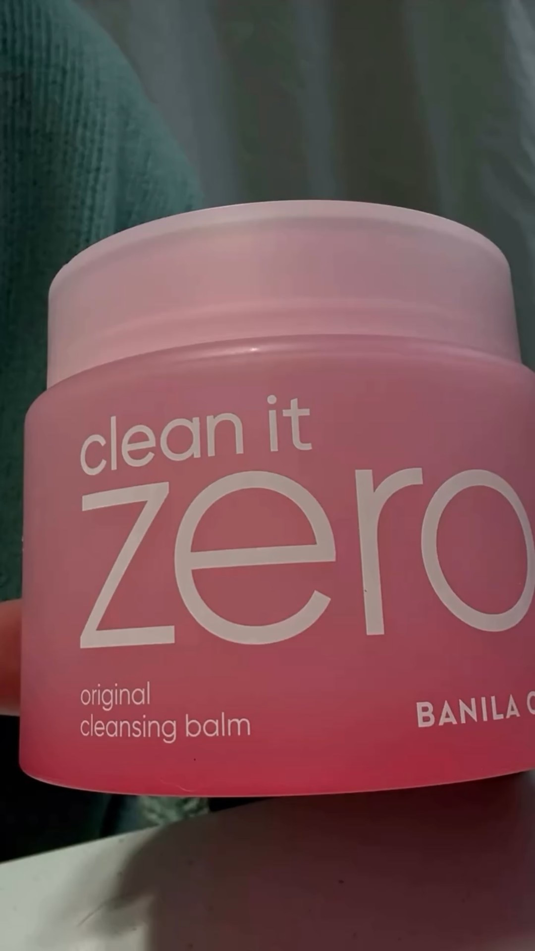 GRWM: Hazy Edition 🐾💖✨
We’re getting ready for our vet visit and you know I have to show up looking my absolute best. Clean face? Check. Soft paws? Check. Thanks to Clean It Zero cleansing balm, I’m fresh, flawless, and ready for my close-up. *really I just like to check out all my moms new products to make sure they pass the snug test and aren’t in fact a jar of treats 😆✨🐶💅 #grwm banilacousa #banilaco #banilacopartner #productreviewer #skit