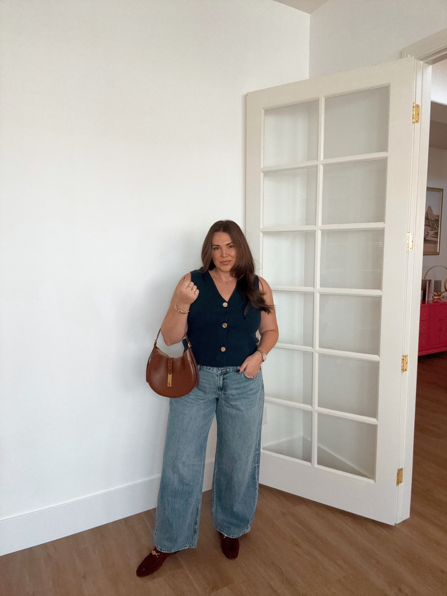 curvy midsize pre-fall look! wearing size xl in navy sweater vest and size 32 in loose denim (could have taken the 31!) 

#LTKMidsize #LTKFindsUnder100 #LTKSeasonal