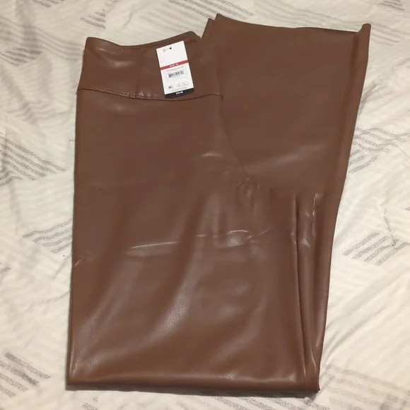 Brown boot cut pant | Poshmark