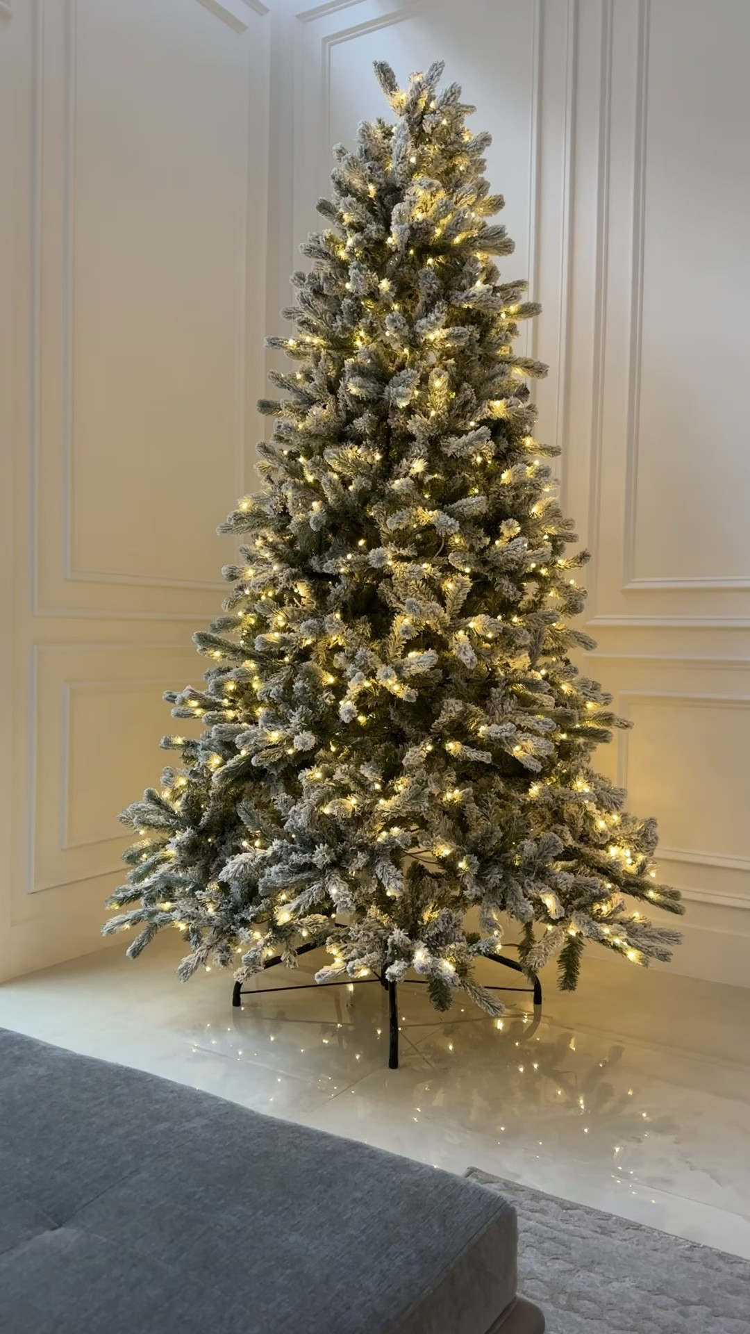 8ft king flock 

#LTKCyberWeek #LTKHoliday #LTKSeasonal