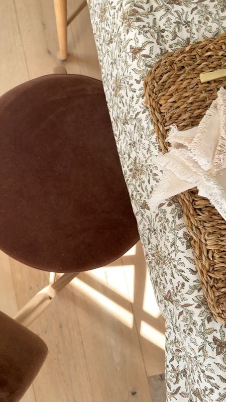 The prettiest brown dining chair 

#LTKstyletip #LTKVideo #LTKhome