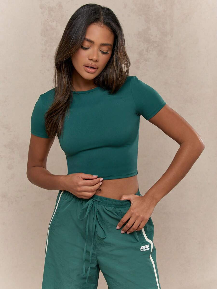 MISSGUIDED Chic Green Crop Tank Top Athletic Performance Workout Shirt St. Patrick's Day Fitness ... | SHEIN