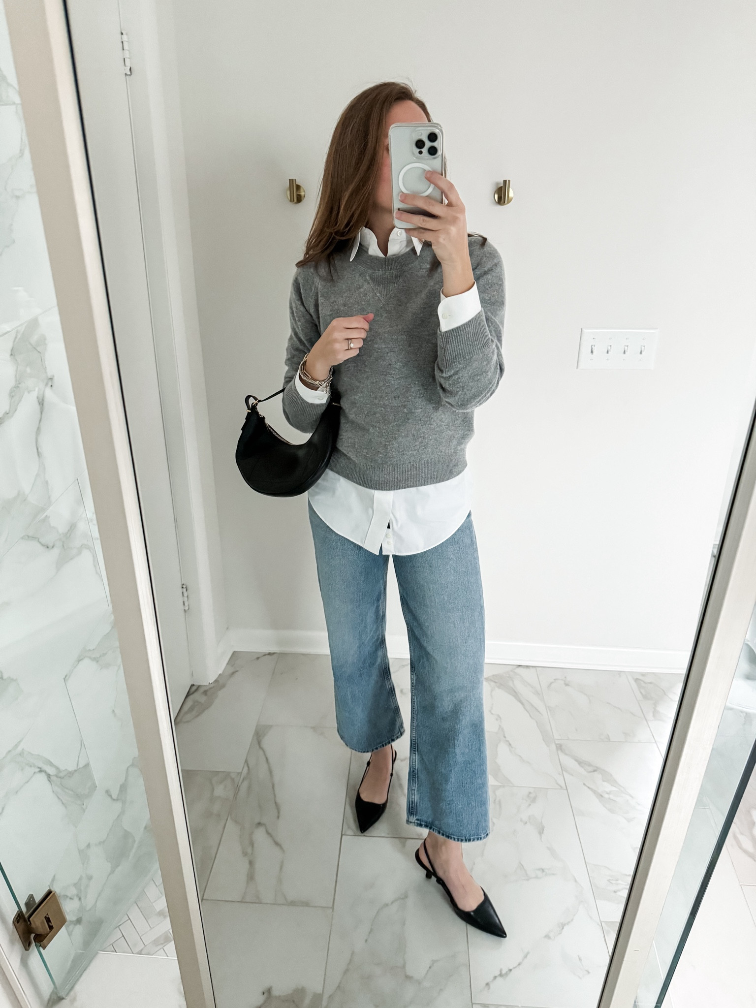 40 outfits in 40 days | Spring capsule wardrobe | 18 items to create 40 versatile outfits for spring 

*neutral cashmere sweater, wearing a small, tts
*white button down, wearing a m for an oversized fit
*agolde ren in disclosure, wearing 25, tts
*madewell black handbag
*black sling backs from target (so comfy!), size 7, tts

Spring outfit ideas, outfits for spring, transitional spring outfits, capsule wardrobe collection, key staples for spring 

#LTKSpringSale #LTKSeasonal