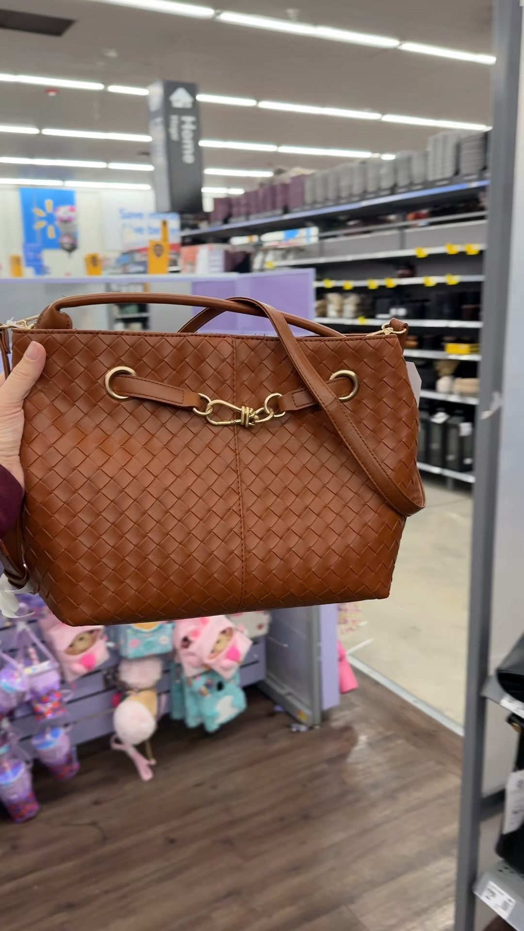Affordable fall bags under $30!? 

#LTKfindsunder50 #LTKVideo #LTKitbag