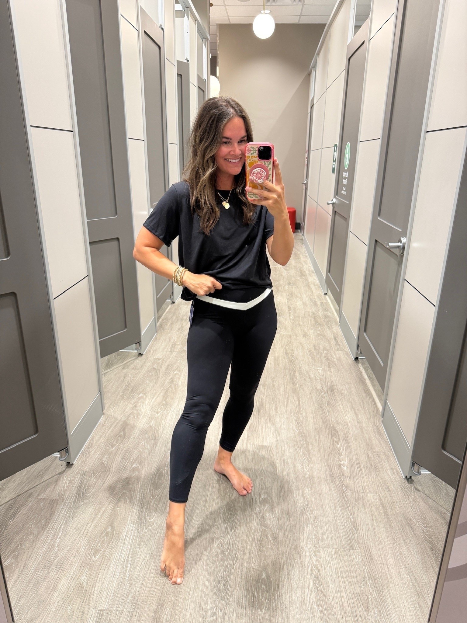 These black leggings have a little SURPRISE!! 👏 The contrasting waistband detail is SO good, and paired with a basic black tee, they make the cutest sporty outfit!
black leggings, contrast waistband leggings, black activewear, sporty outfit, casual athleisure, everyday leggings, workout outfit, comfortable leggings, athletic wear, casual mom outfit, activewear finds, JulieFranks
