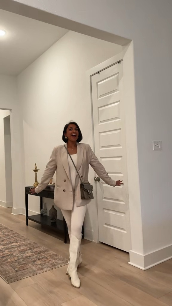 Bump friendly dinner outfit! 
Onsie size small 
Blazer medium 


#LTKFindsUnder50 #LTKBump