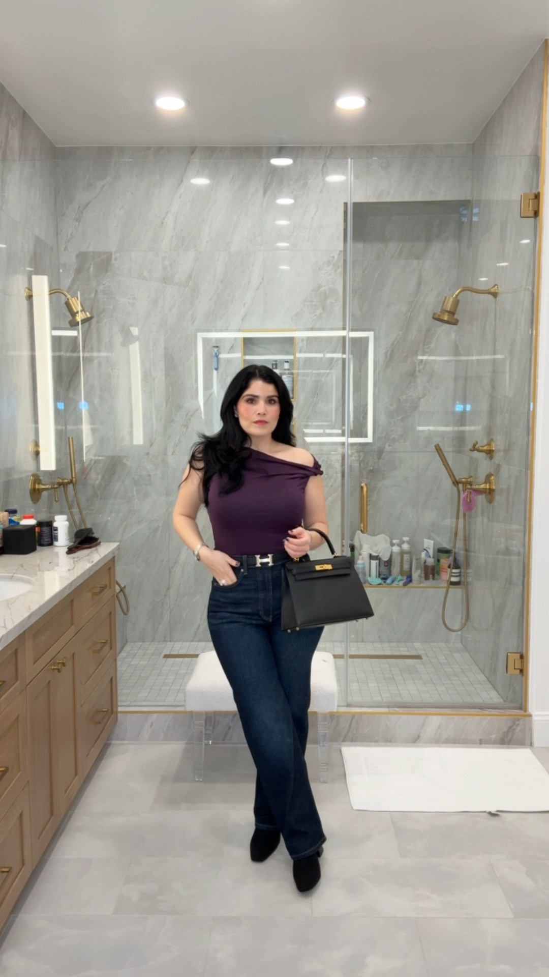 Off shoulder top
Straight jeans 
Banana republic 

#LTKootd #LTKValentine #LTKgrwm
