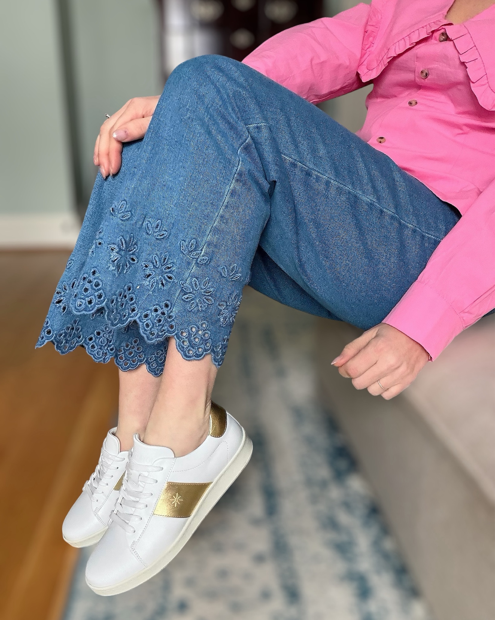 Pink Ruffle Collar Top & Eyelet Hem Jeans 💕👖 Spring Casual Chic


This bright pink ruffle collar blouse is such a FUN spring statement 🌸 I love the oversized collar detail and the easy button front — it’s feminine, polished, and gives that preppy-with-a-twist vibe.

Paired it with the prettiest eyelet hem wide-leg jeans (the scalloped embroidery detail is everything 😍), white and gold sneakers for a sporty chic touch, and classic pearls to keep it timeless. The mix of dressy + casual makes this perfect for school events, lunch dates, or everyday spring errands.

Comfortable, flattering, and such a happy color combo 💕✨

Pink spring blouse, ruffle collar top, eyelet hem jeans, scalloped denim, wide leg jeans, white and gold sneakers, preppy casual outfit, feminine everyday style, spring outfit idea

#LTKootd #LTKOver40 #LTKPetite