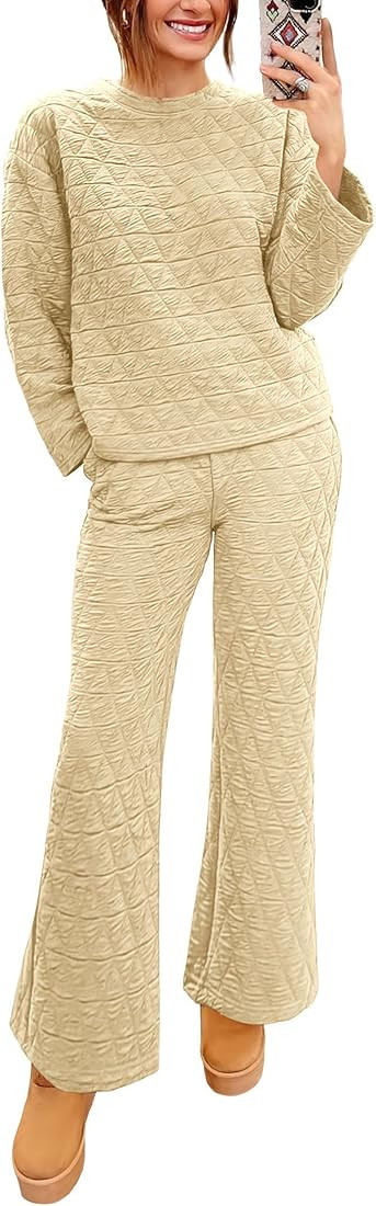 PRETTYGARDEN Women's 2 Piece Outfits Fall Fashion Clothes Quilted Long Sleeve Tops Wide Leg Pants... | Amazon (US)