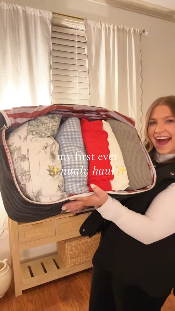 First Nuuly haul!! 🥳