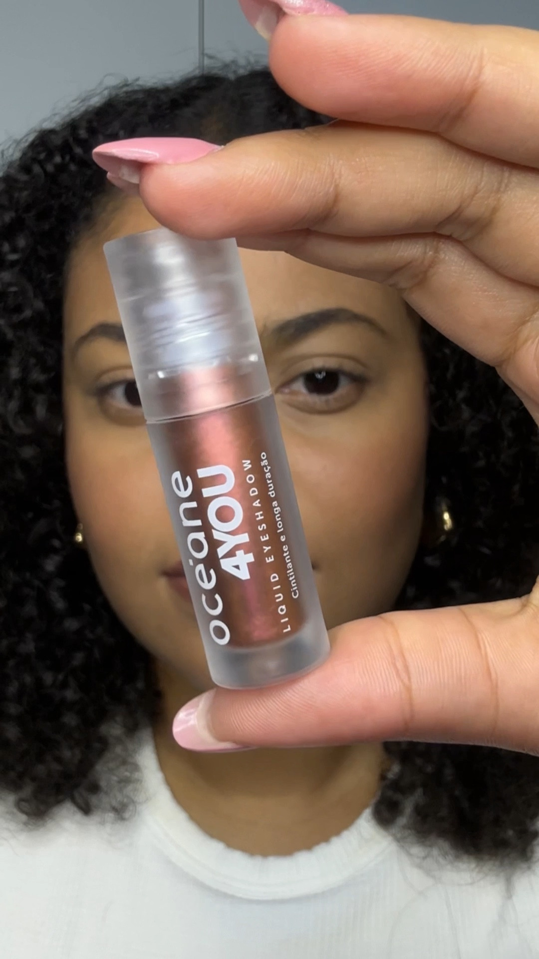 Apaixonada na lindeza dessa sombra líquida holográfica da Océane! 🤩✨

#LTKbeleza #LTKbrasil