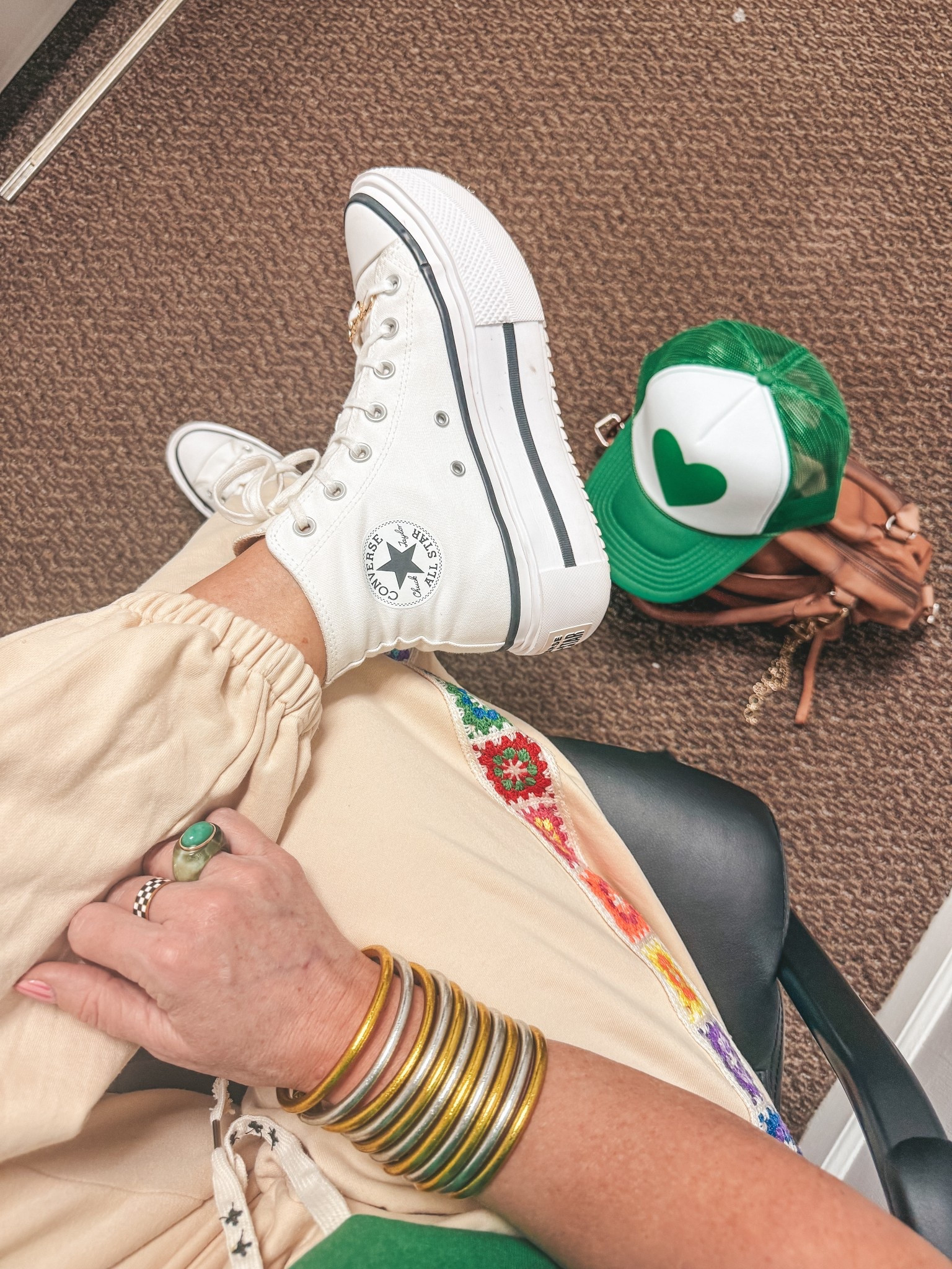 Love this green heart hat! 🍀💚


#LTKOver40 #LTKootd