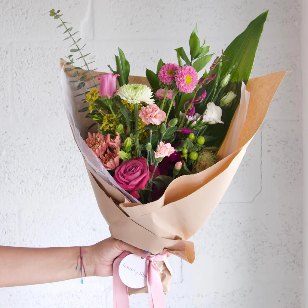 monthly fresh flower subscription gift | House of Lilac