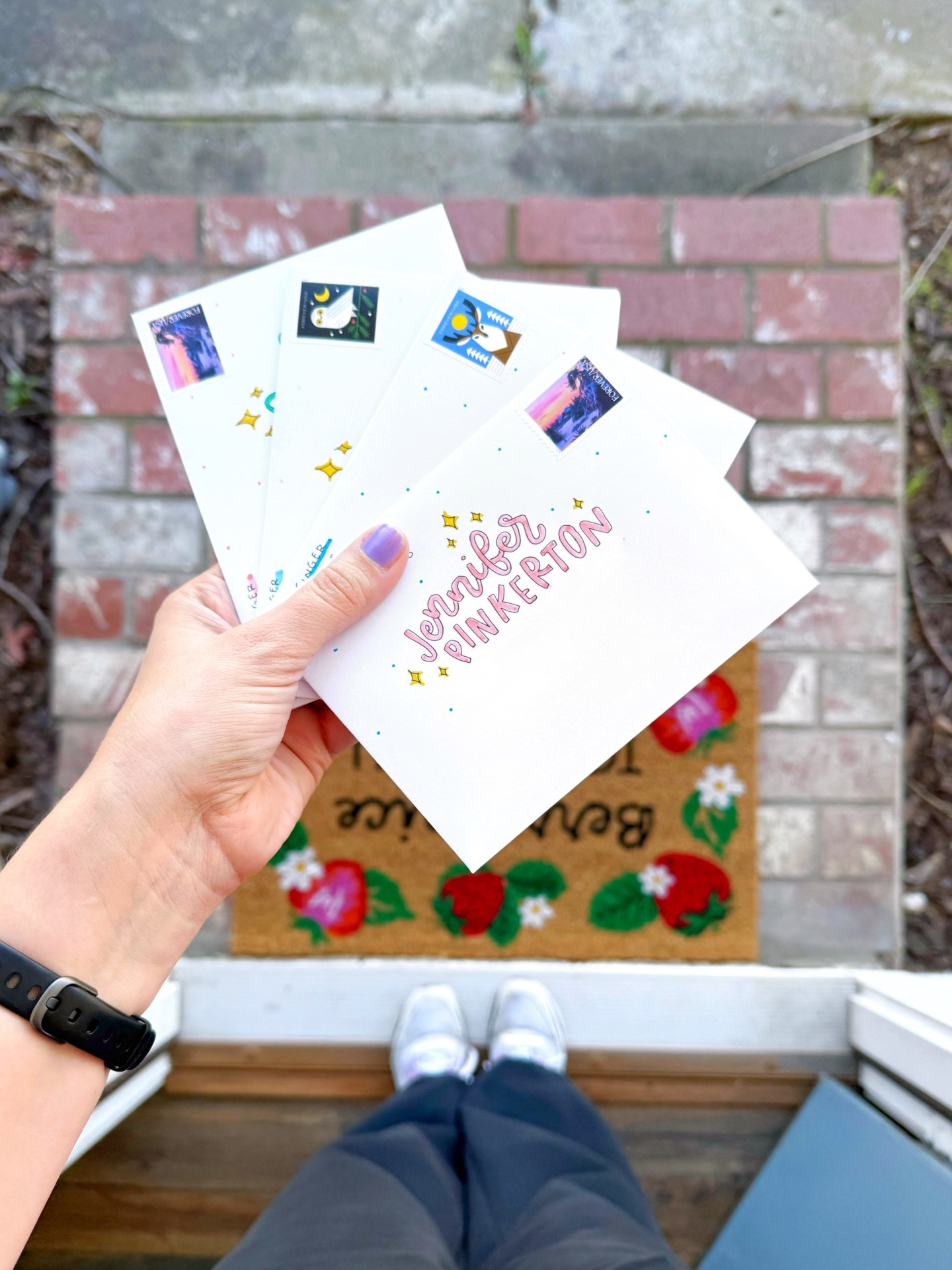 Outgoing happy mail pic got an update: new berry cute welcome mat! 🍓💌✨

#welcomemat #strawberrylover #happymail