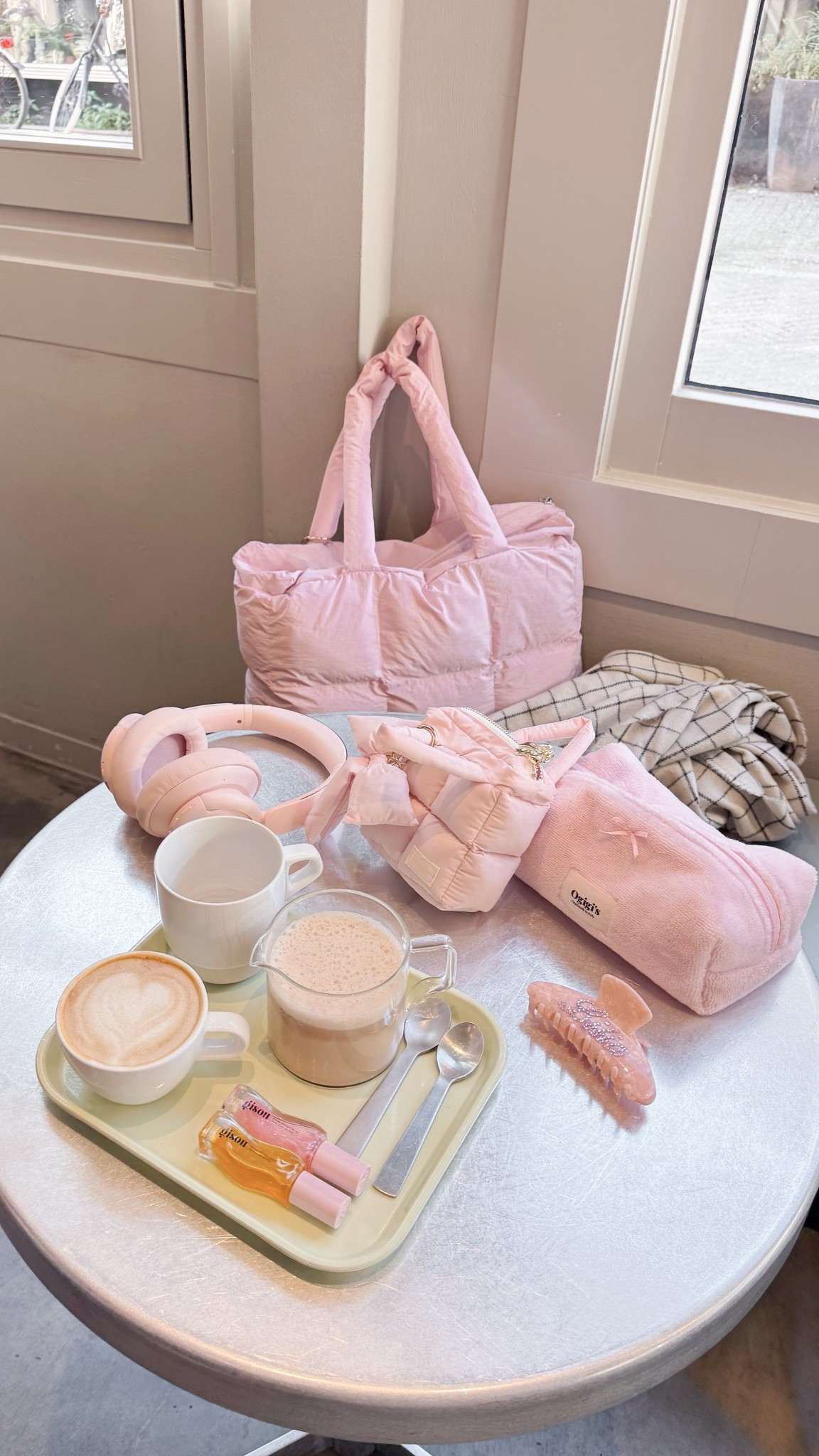 pink spring coffee date ☕️🎀🩷

#LTKSeasonal #LTKItBag #LTKBeauty