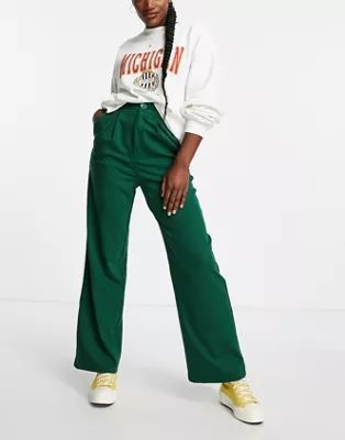 Stradivarius wide leg relaxed dad trousers in green | ASOS (Global)