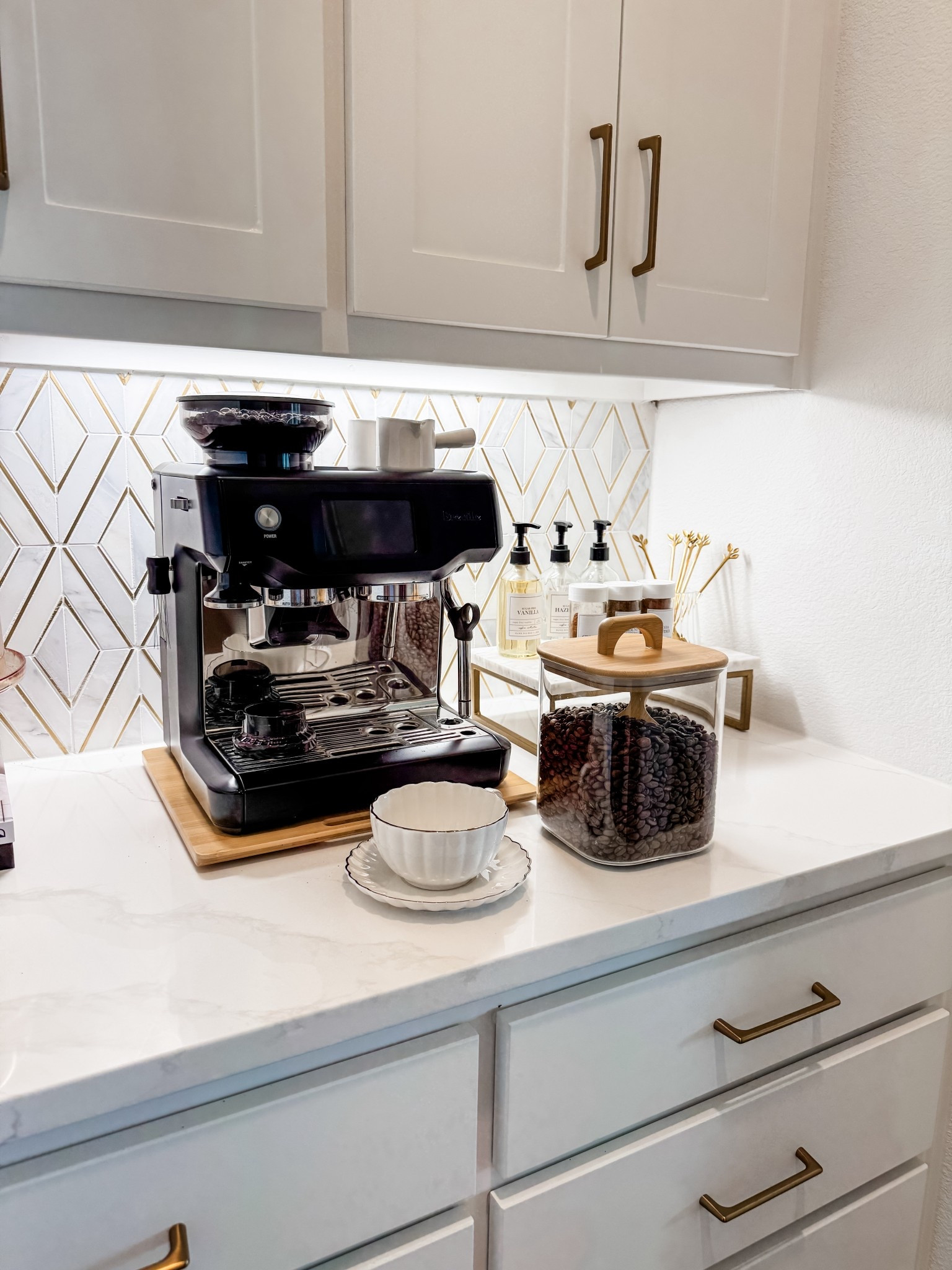 Our coffee bar essentials 

Espresso machine, glass canisters, bone china, coffee mug, tea cup with saucer, marble tray, apothecary syrup bottles, espresso shot measuring cup, Amazon home, appliance tray pull out, fall home decor, fall coffee spoons, 

#LTKHome #LTKFindsUnder50 #LTKFindsUnder100