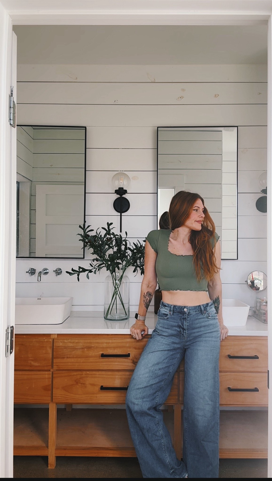 jeans on sale!

jeans, wide leg, baggy, baggy jeans, wide leg jeans, mid rise, dreamy drape, tight baggy, bra top, crop top, casual, mom, millennial 

#LTKSaleAlert #LTKFindsUnder50 #LTKStyleTip