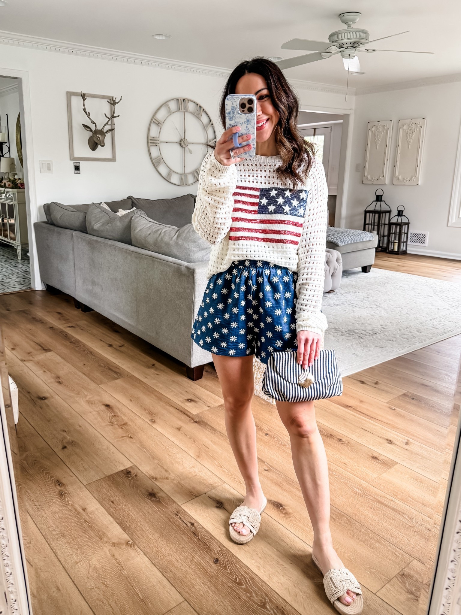 Small USA sweater. Small shorts.



#LTKOver40