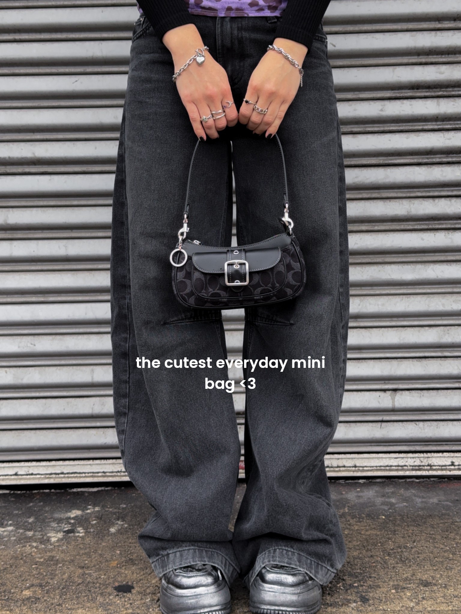 the perfect everyday bag! 🖤 she’s sooo cute! & of course i had to get the matching wallet too :) 

i love coach purses sooo much, so when i saw them release the denim collection for the ashton mini bags i had to get her! 🖤

#ashtonmini #coach #purse