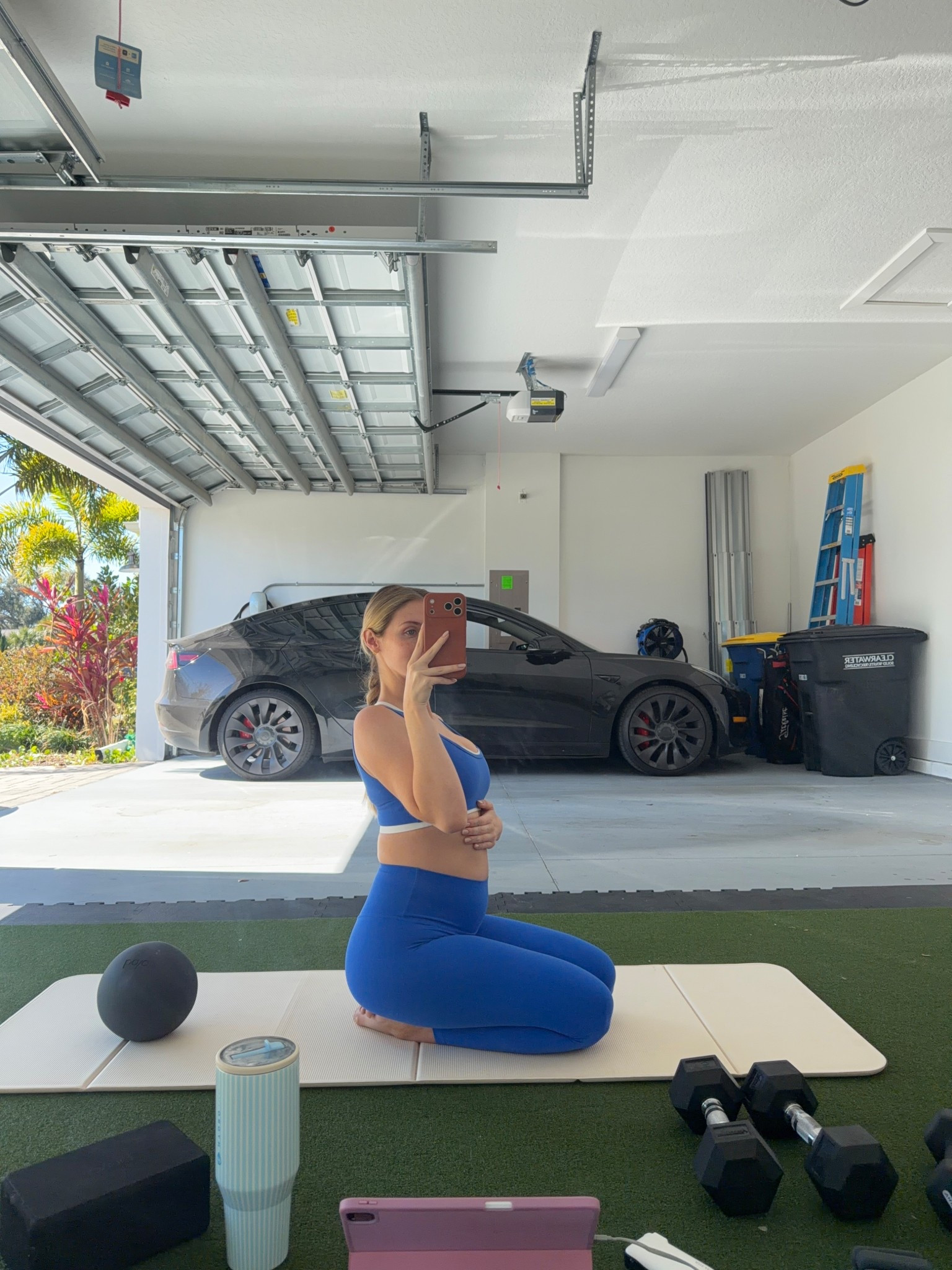 Wearing size small in leggings and medium in bra!!! 

#LTKmorningroutine #LTKfitnessgoals #LTKBump