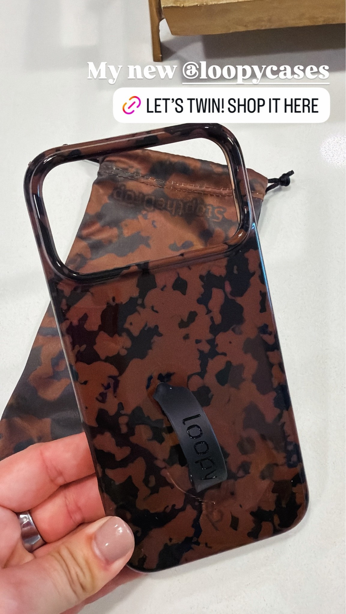 My new fall phone case so cute!