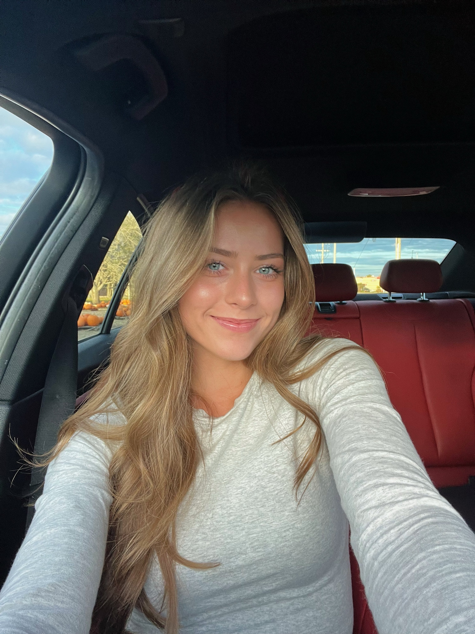 Car selfie 💁🏼‍♀️

#LTKSeasonal #LTKstyletip #LTKworkwear