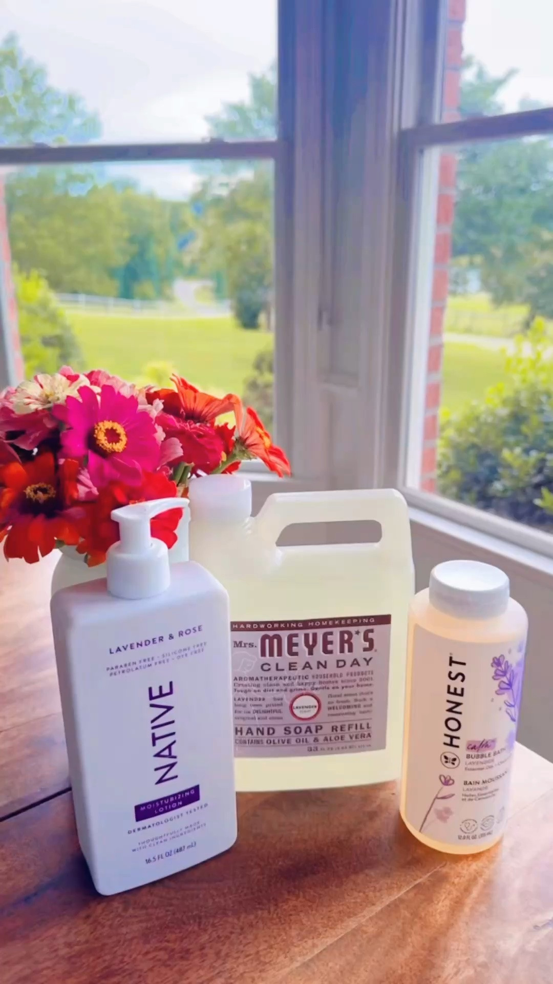 And restocked on some of our favorite lavender 🪻 scented household items - bubble 🫧 bath 🛁 , hand soap refill 🧼, and body lotion!! 🧴
