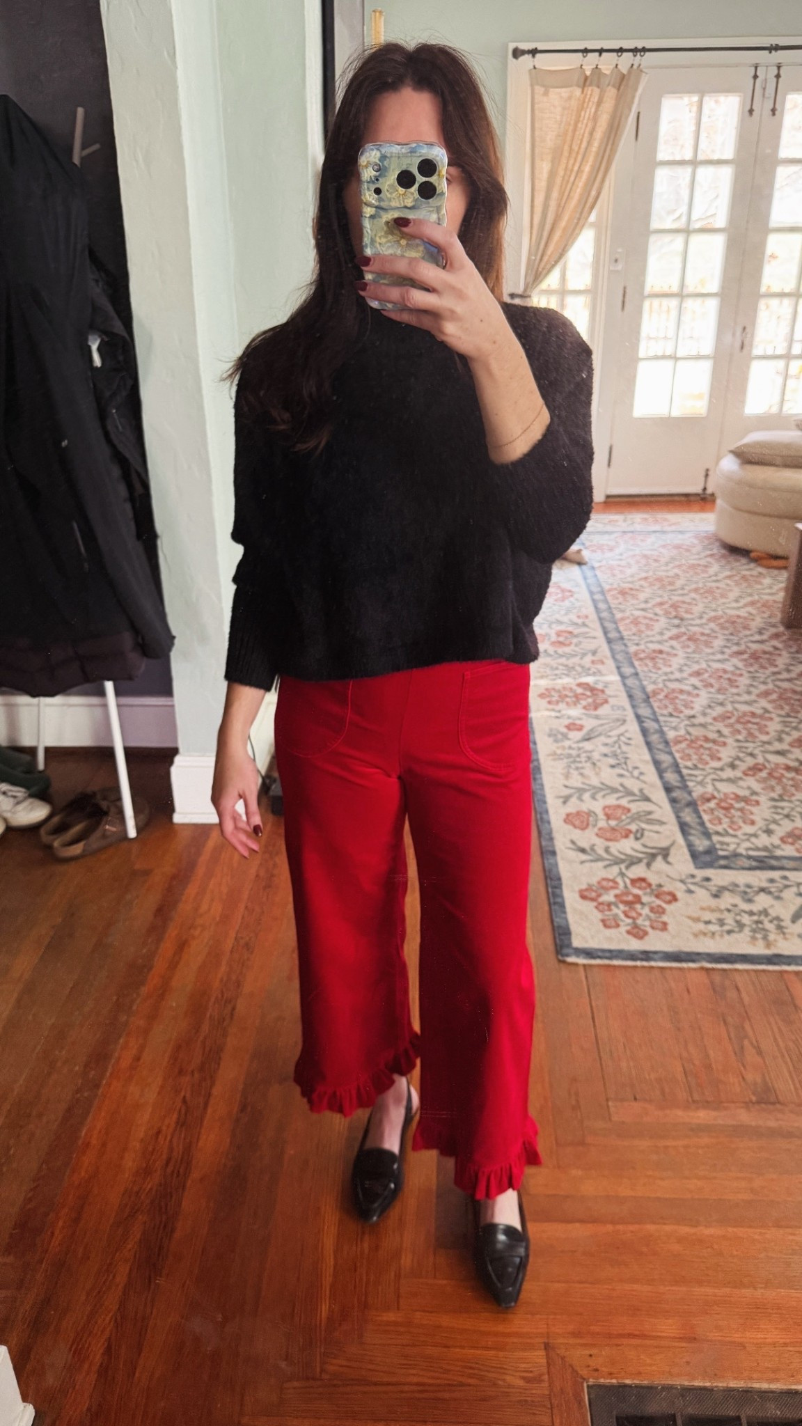 How cute are these ruffle hem holiday pants?! 
Currently on sale with code ANTHRO30

I am wearing a 27 p.



#LTKHoliday #LTKPetite #LTKGiftGuide